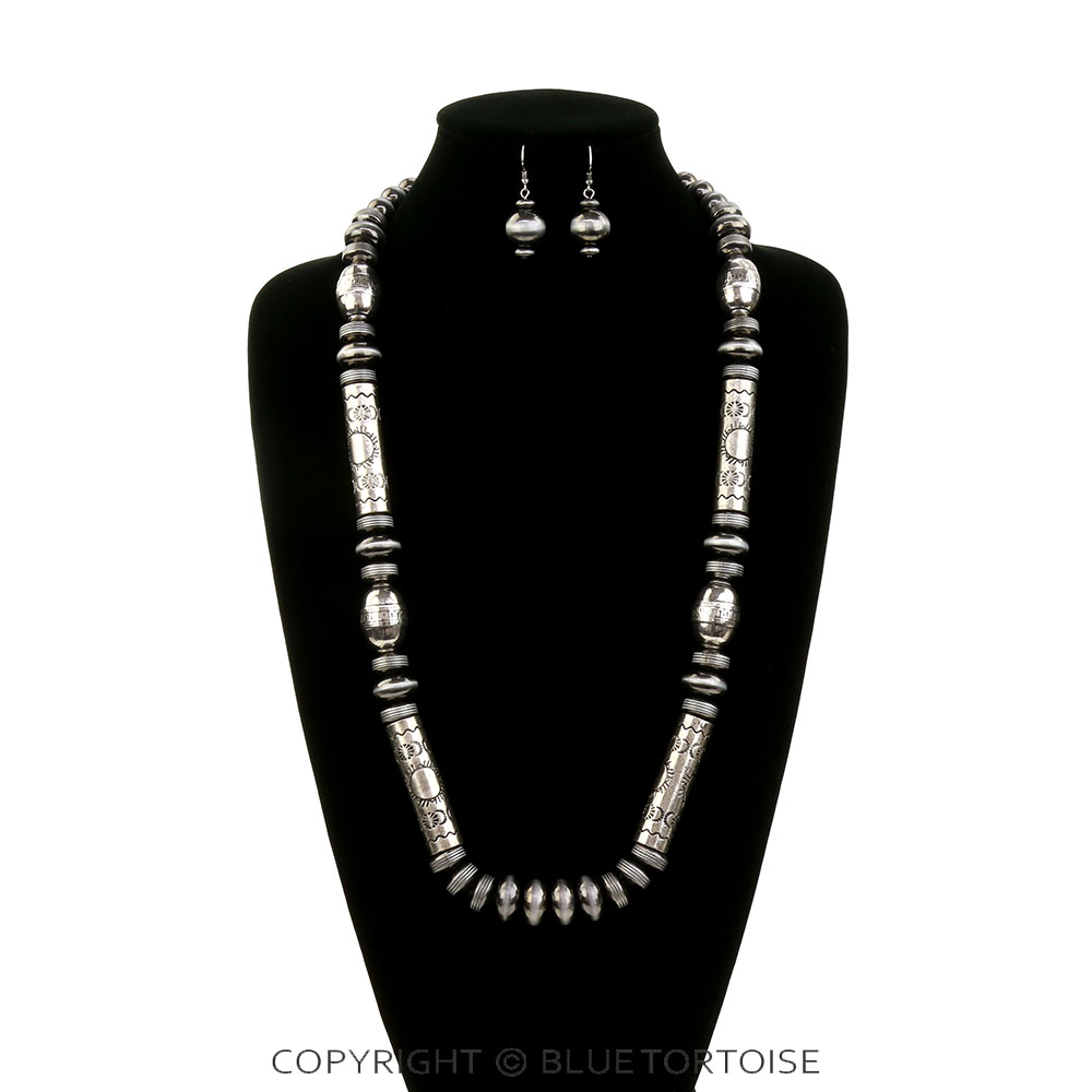 Western Navajo Style Pearl & Barrel Necklace Set - Image 2