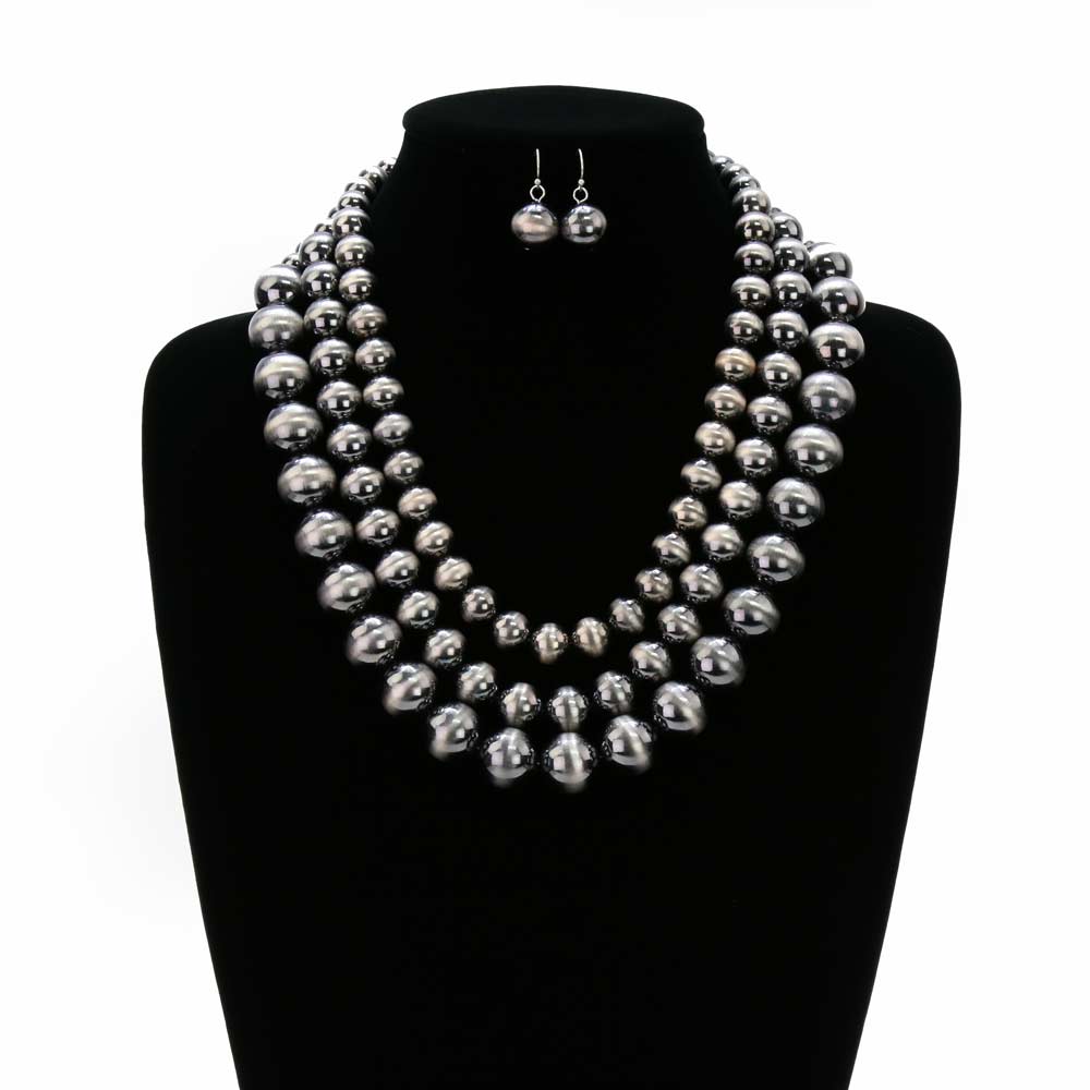 Navajo Style Pearl Layered Necklace Set - Image 2
