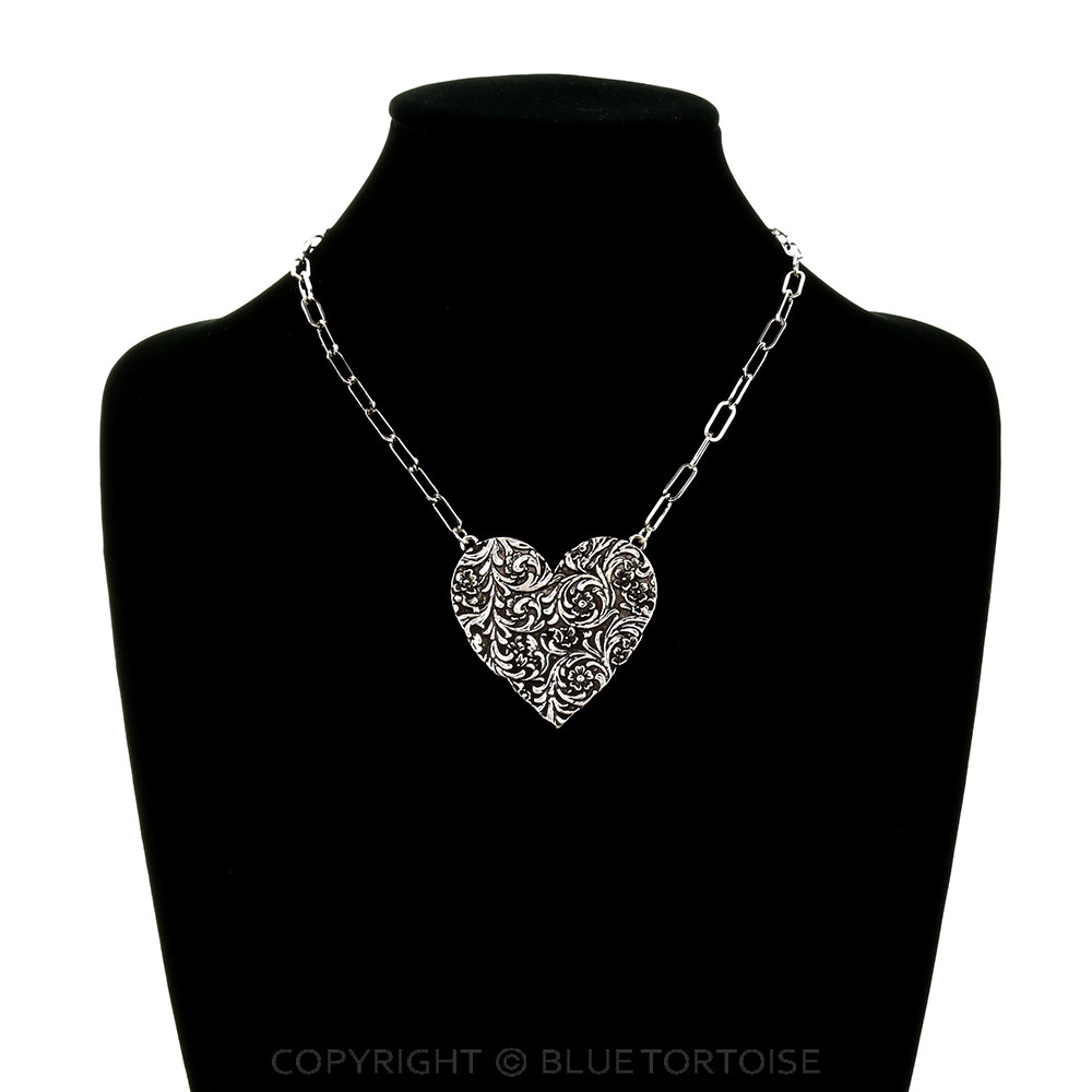 Western Flower Engraved Heart Necklace - Image 2