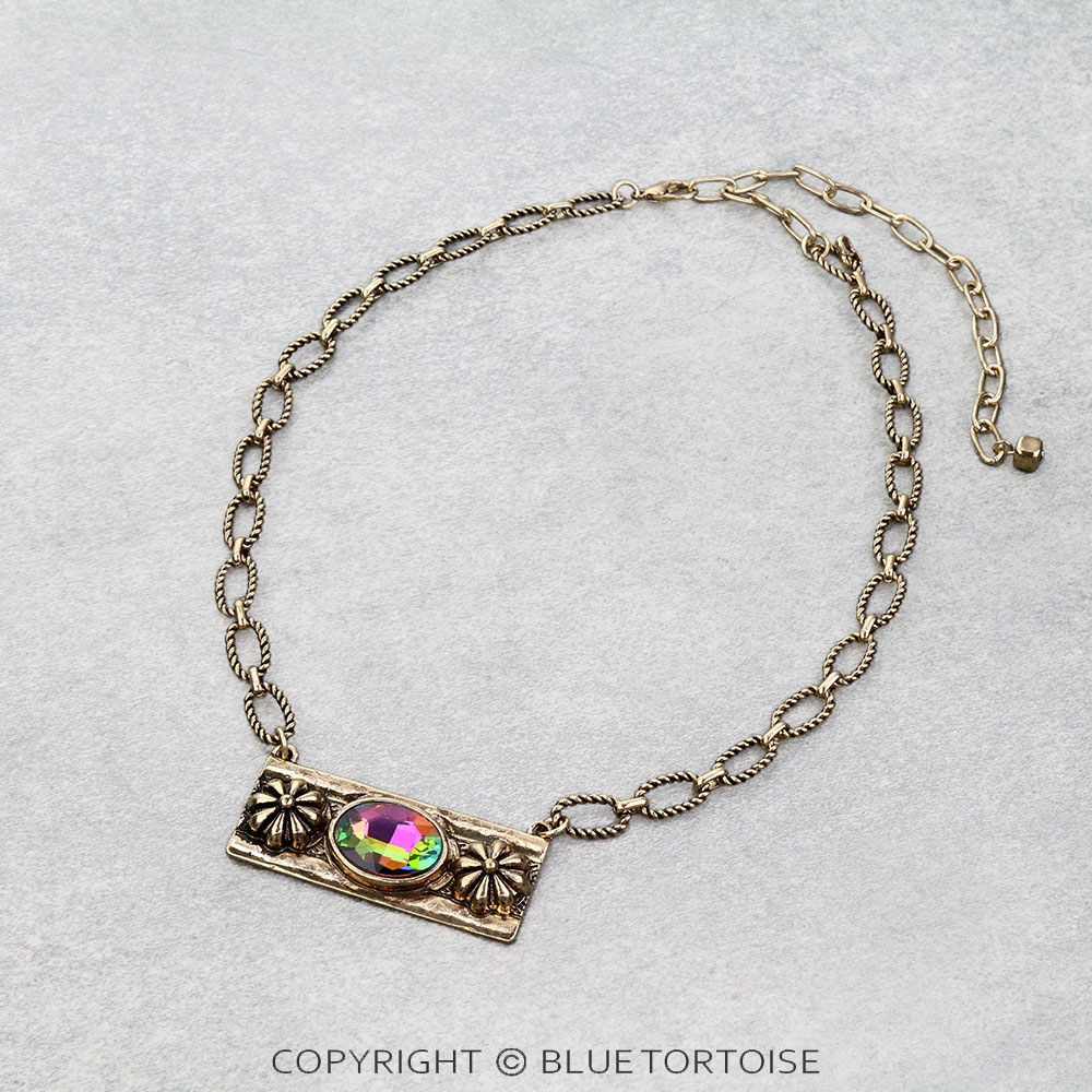 Western Floral Engraved Stone Bar Necklace