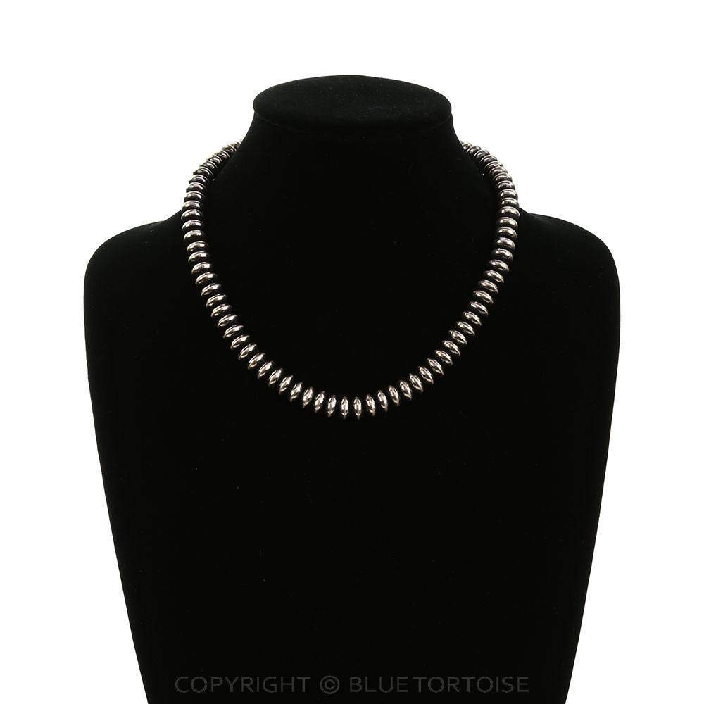Saucer Navajo Style Pearl Necklace - Image 2