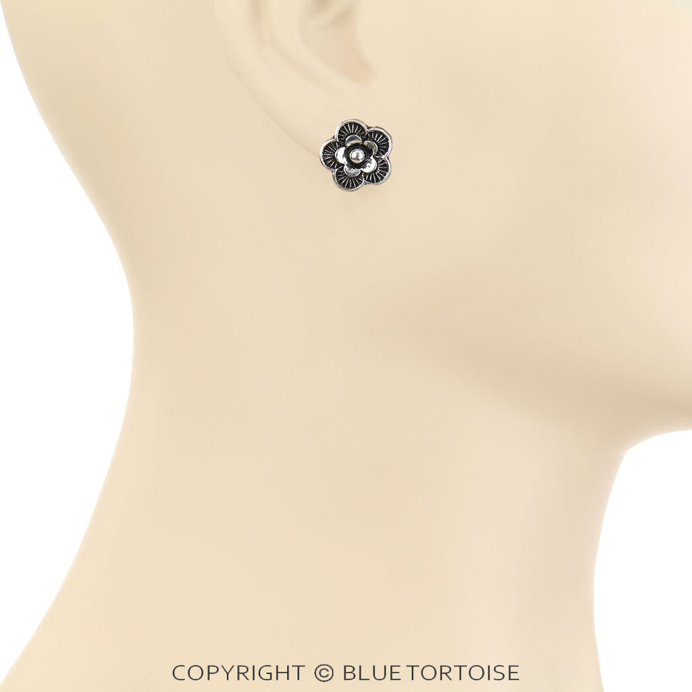 Western Mini Flower Stud Earrings - Image 2