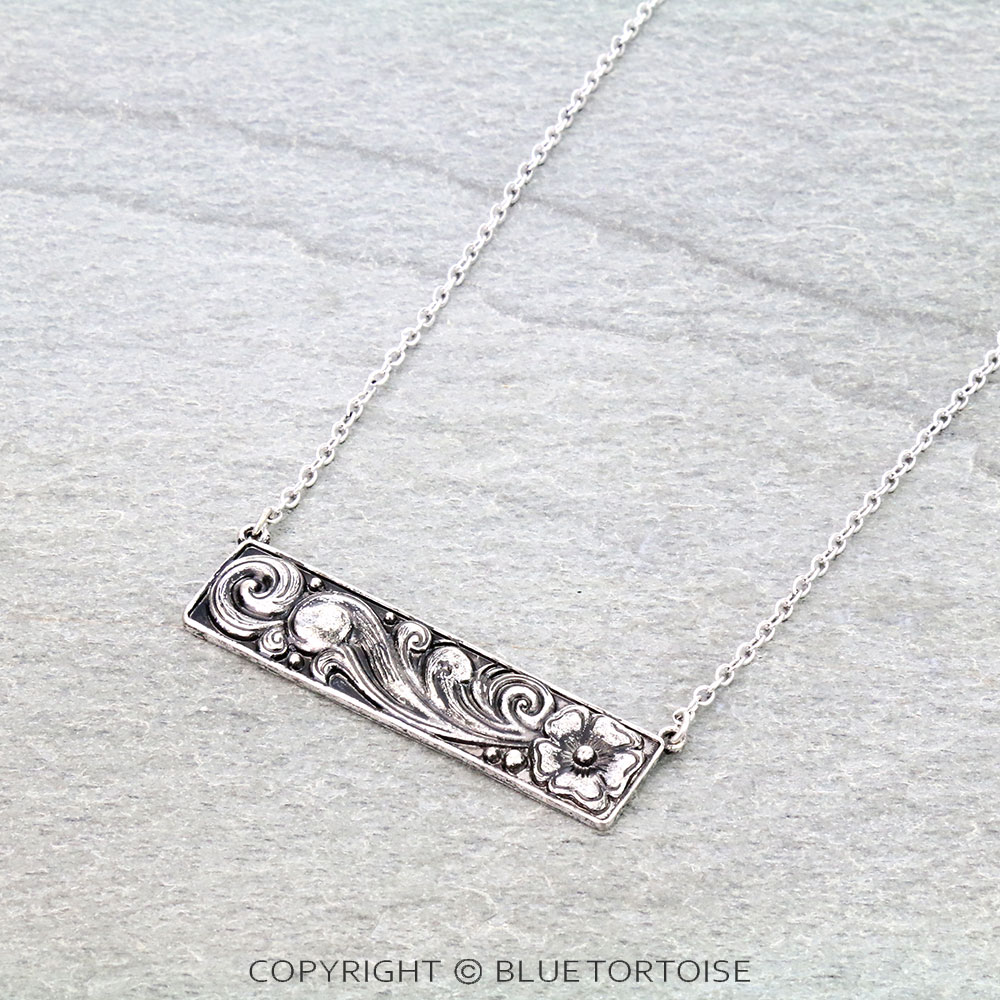 Flower Casting Bar Necklace