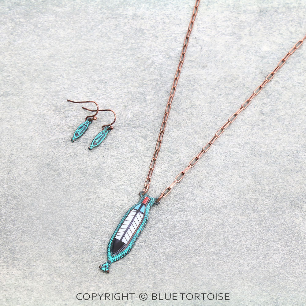 Western Tribal Design Feather Necklace Set
