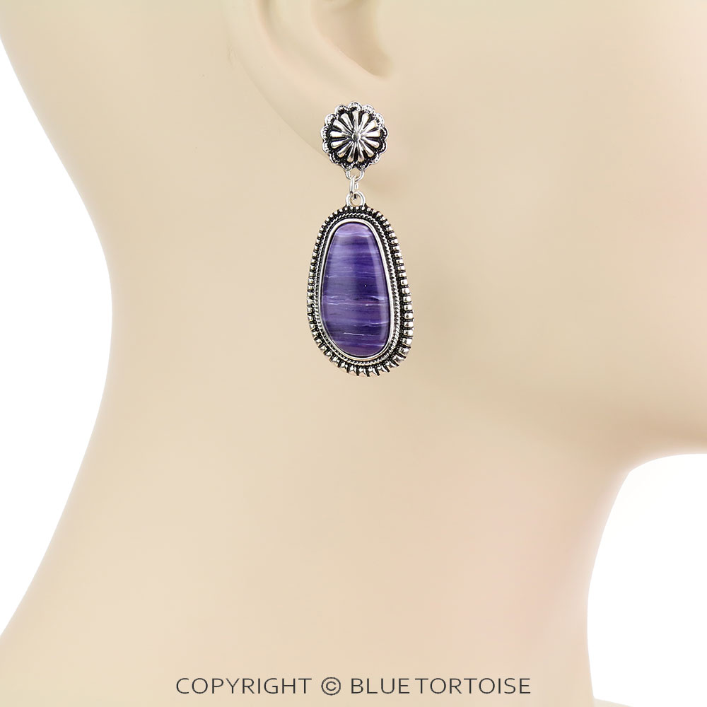 1.75" Agate Stone with Concho Stud Earrings - Image 2