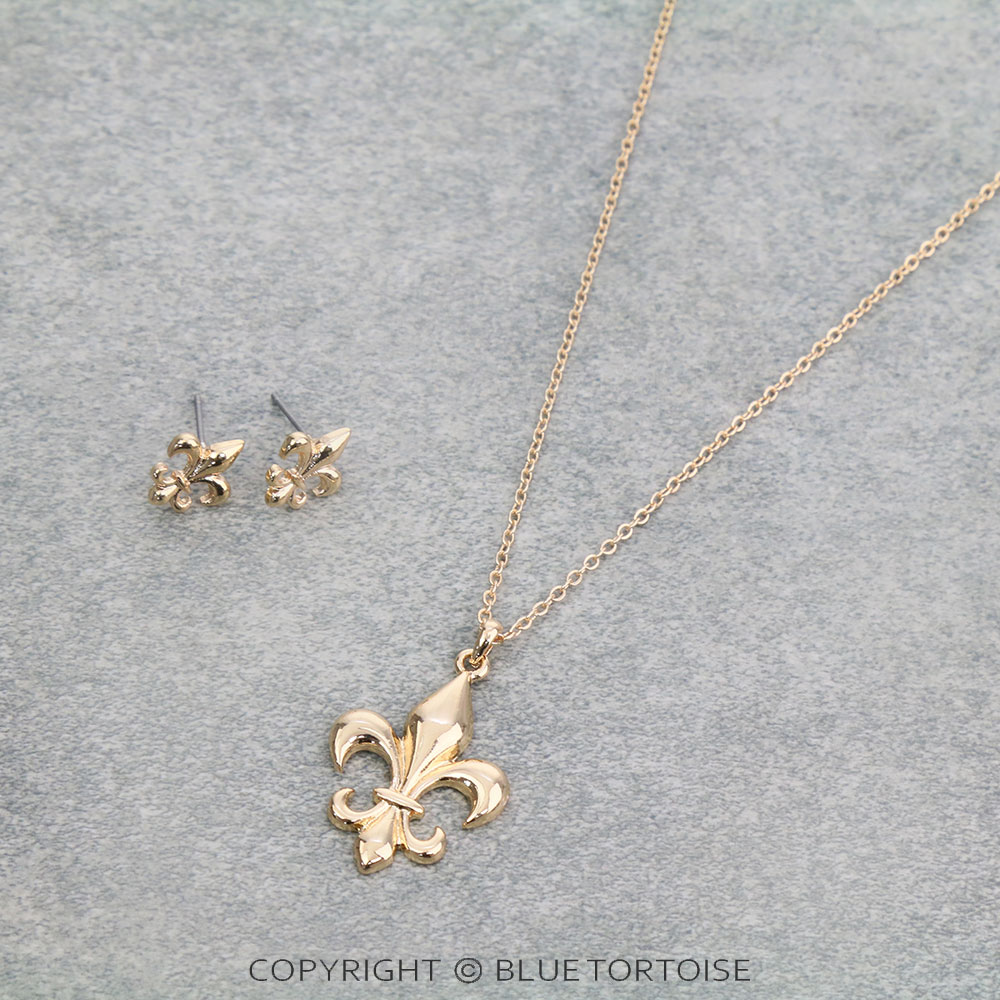 Fleur De Lis Pendant Necklace Set