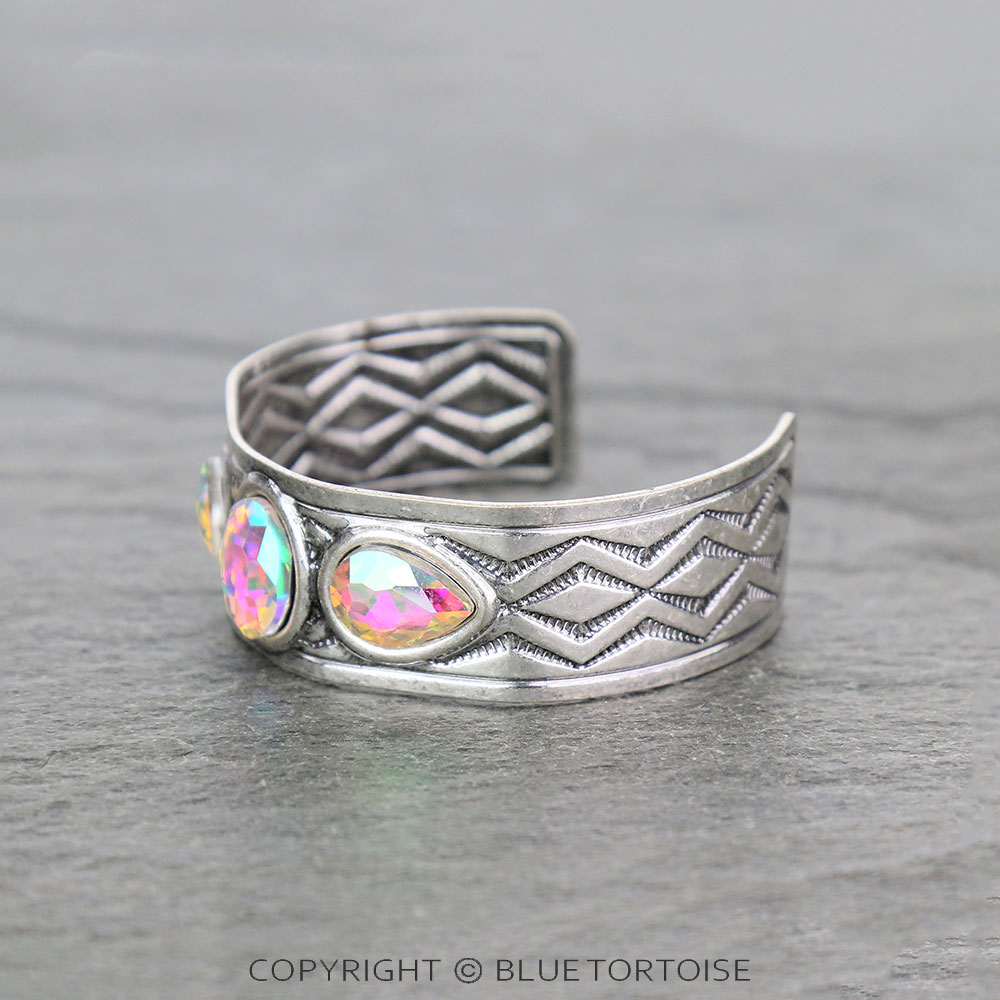 Western Design with Stone Cuff Bracelet - Image 2
