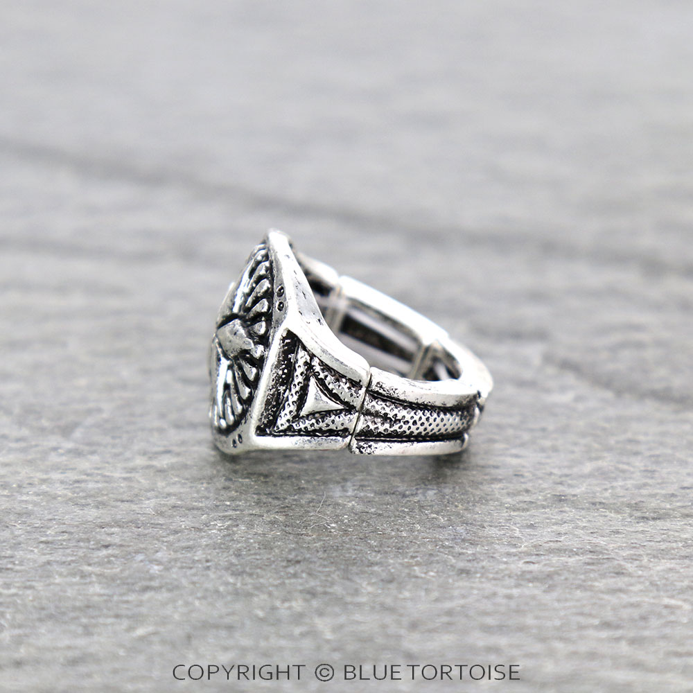 Western Vintage Texture Stretch Ring - Image 2