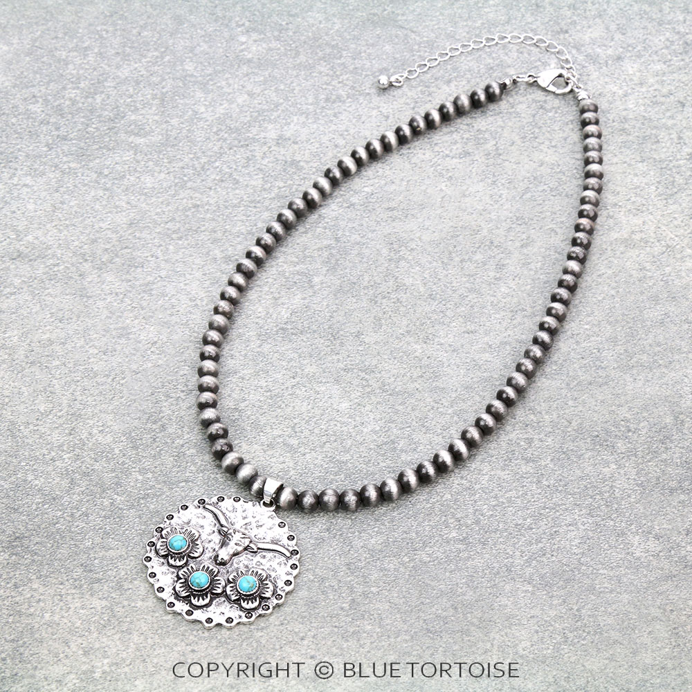 Navajo Style Pearl with Steer Skull Pendant Necklace