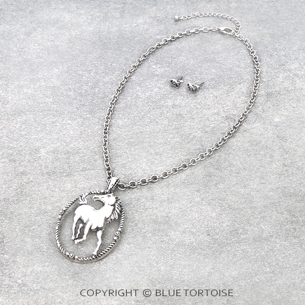 Western Horse Pendant Necklace Set