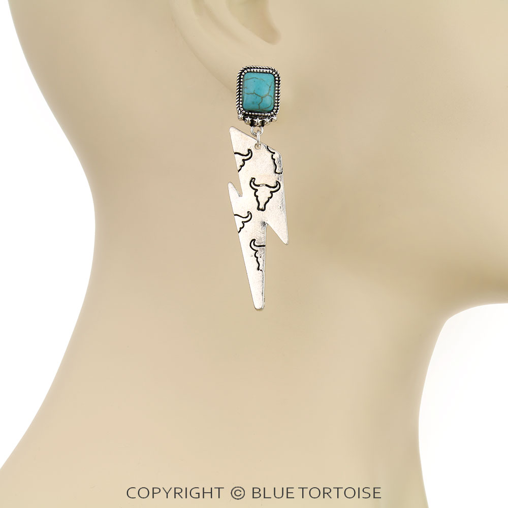 Western Steer Skull Pattern Thunder Stud Earrings - Image 2