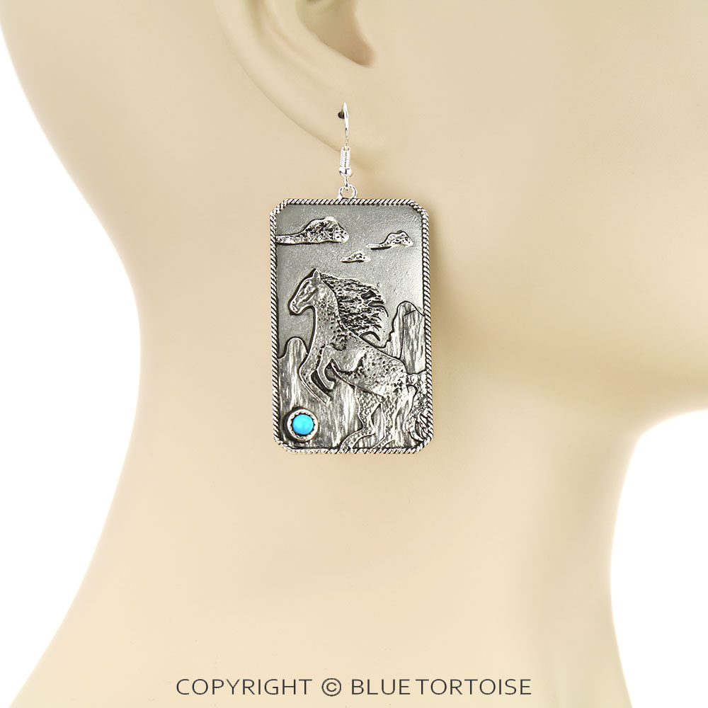 Western Horse Theme with Twisted Texture Dangle Earrings - Image 2