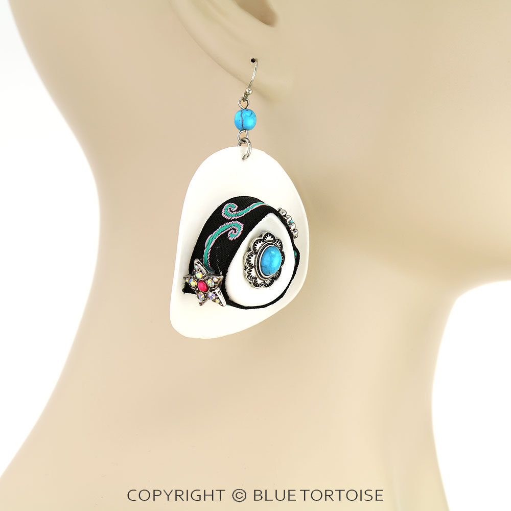 3D Star Cowboy Hat Dangle Earrings - Image 3