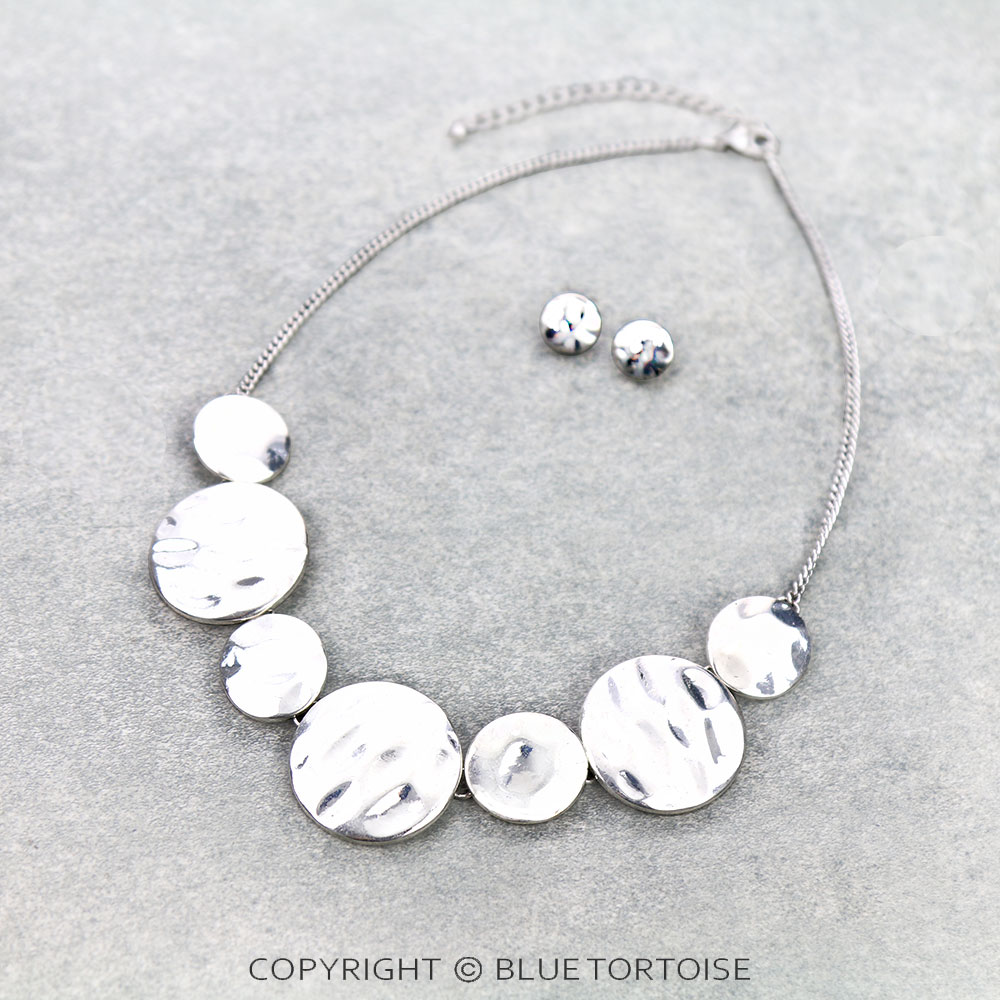 Western Hammered Round Statement Necklace Set