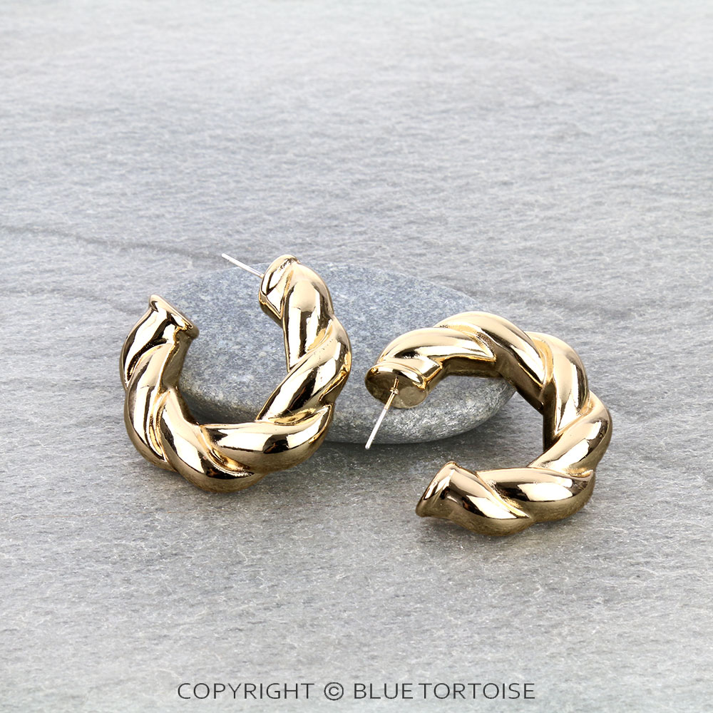 Croissant Twist Hoop Earrings - Image 3