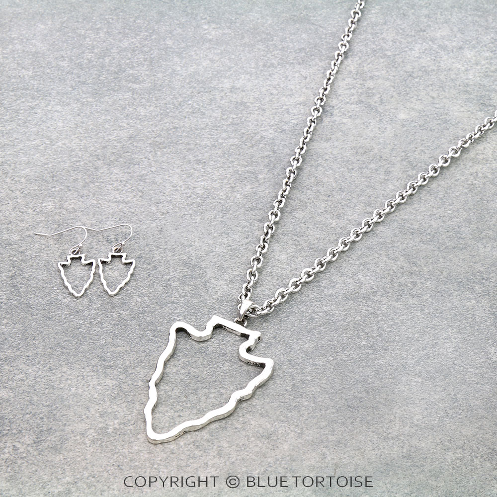 Hammered Arrowhead Pendant Necklace Set