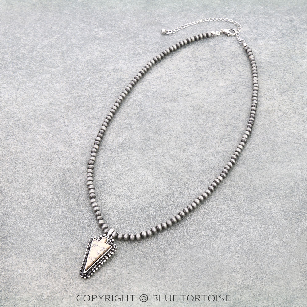 Western Arrowhead Stone Pendant Necklace