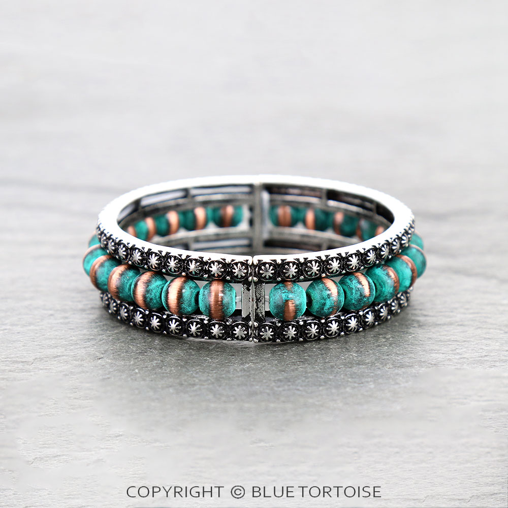 Navajo Style Pearl with Concho Stretch Bracelet - Image 2