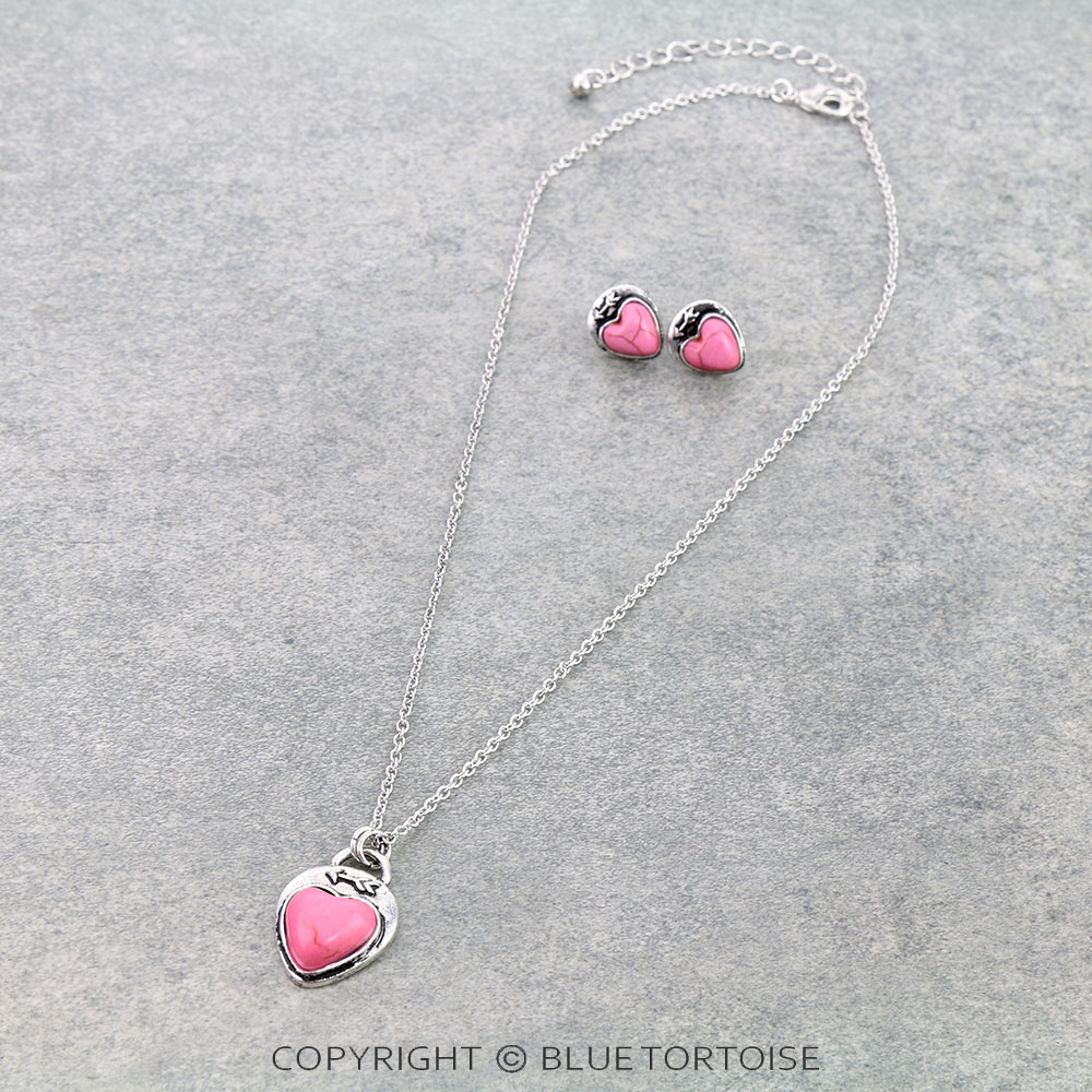 Arrow Theme Heart Stone Pendant Necklace
