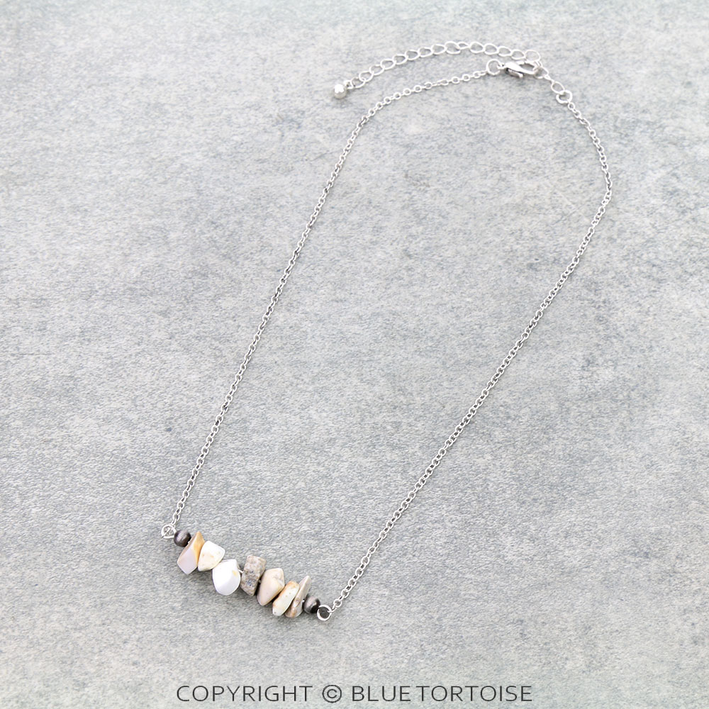 Western Chip Stone Bar Necklace