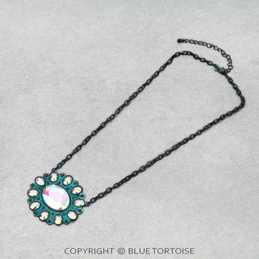 Concho Casting Stone Pendant Necklace