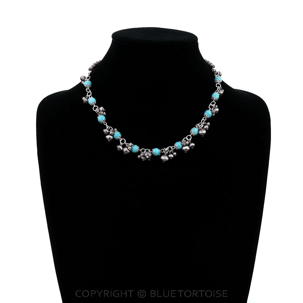 Navajo Style Pearl & Bead Necklace - Image 2