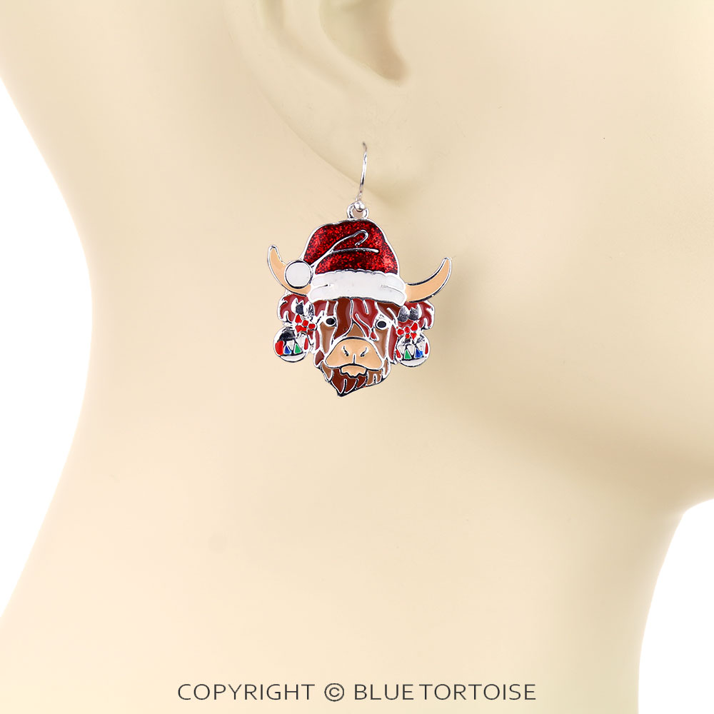 Christmas Highland Cow Epoxy Dangle Earrings - Image 2