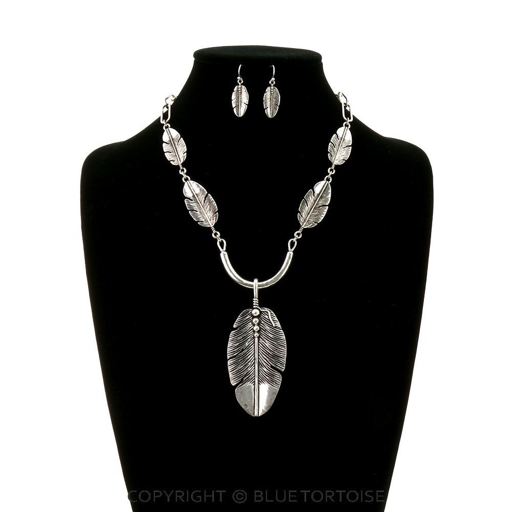 Western Feather Necklace Set - Image 2