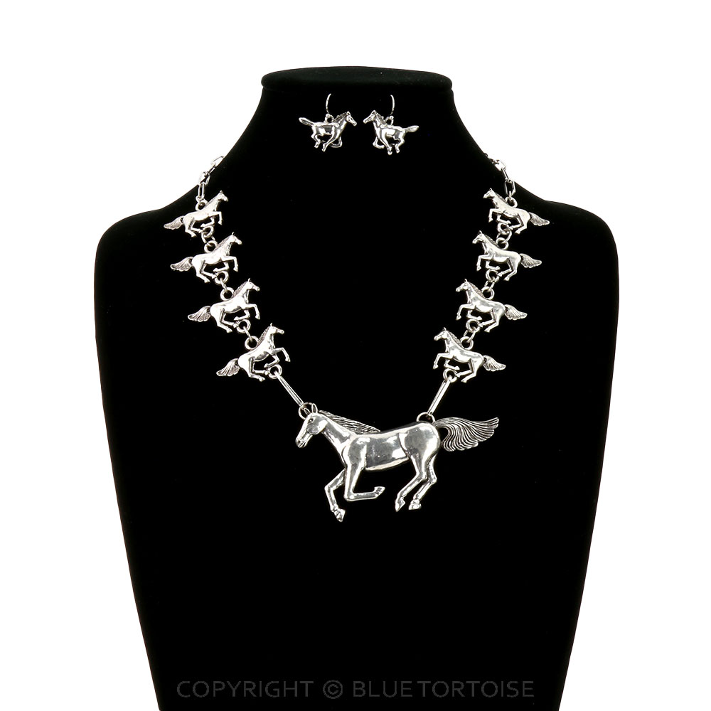 Western Running Horse Necklace Set - Image 2