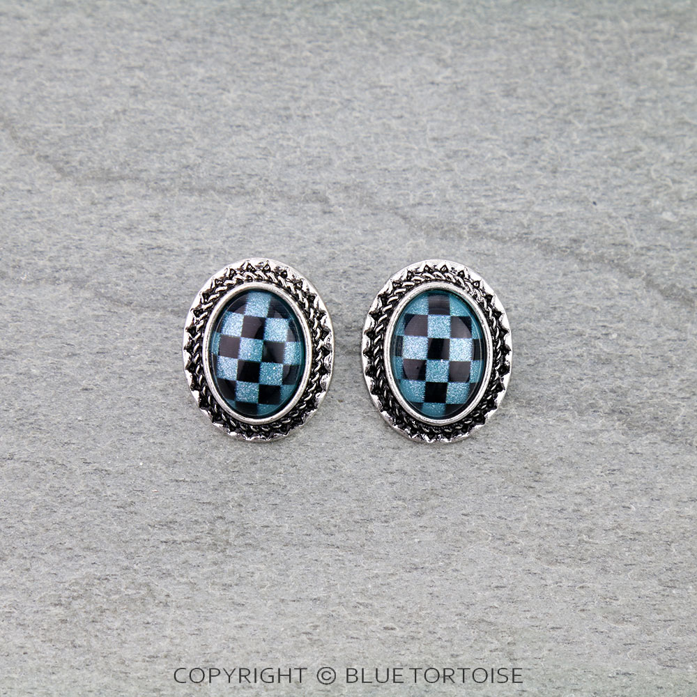 Checker Pattern Oval Stud Earrings