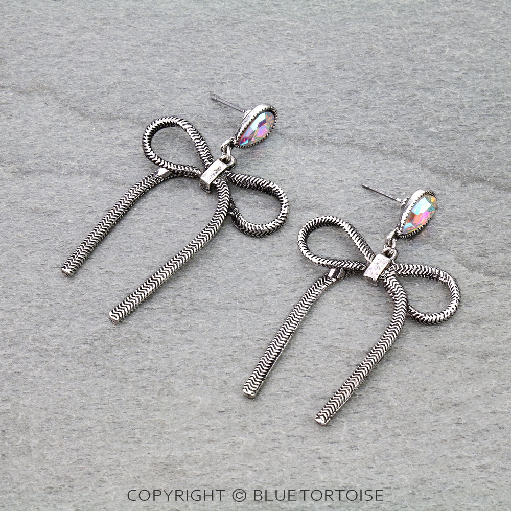Western Ribbon Twist Stud Earrings