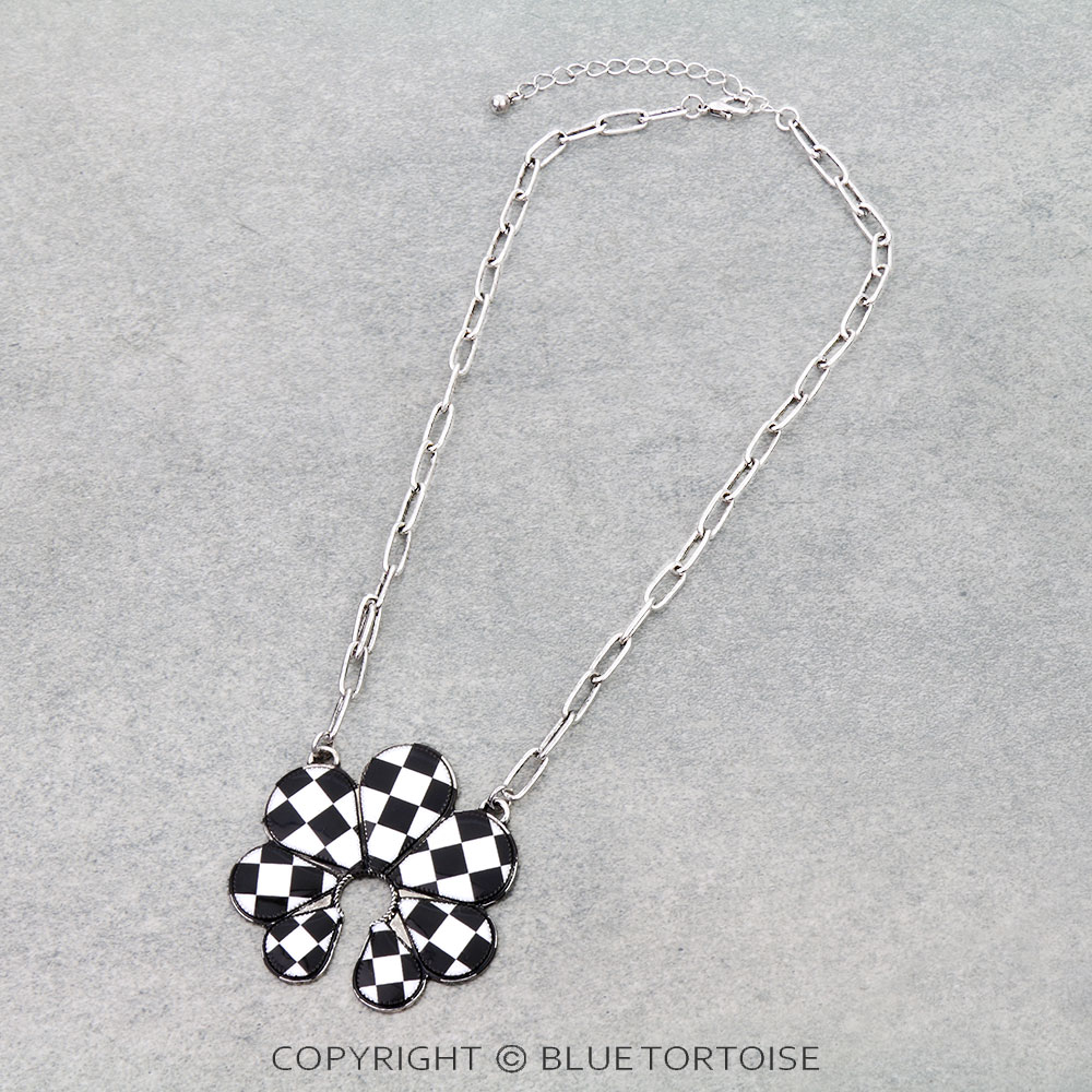 Checker Pattern Squash Blossom Pendant Necklace