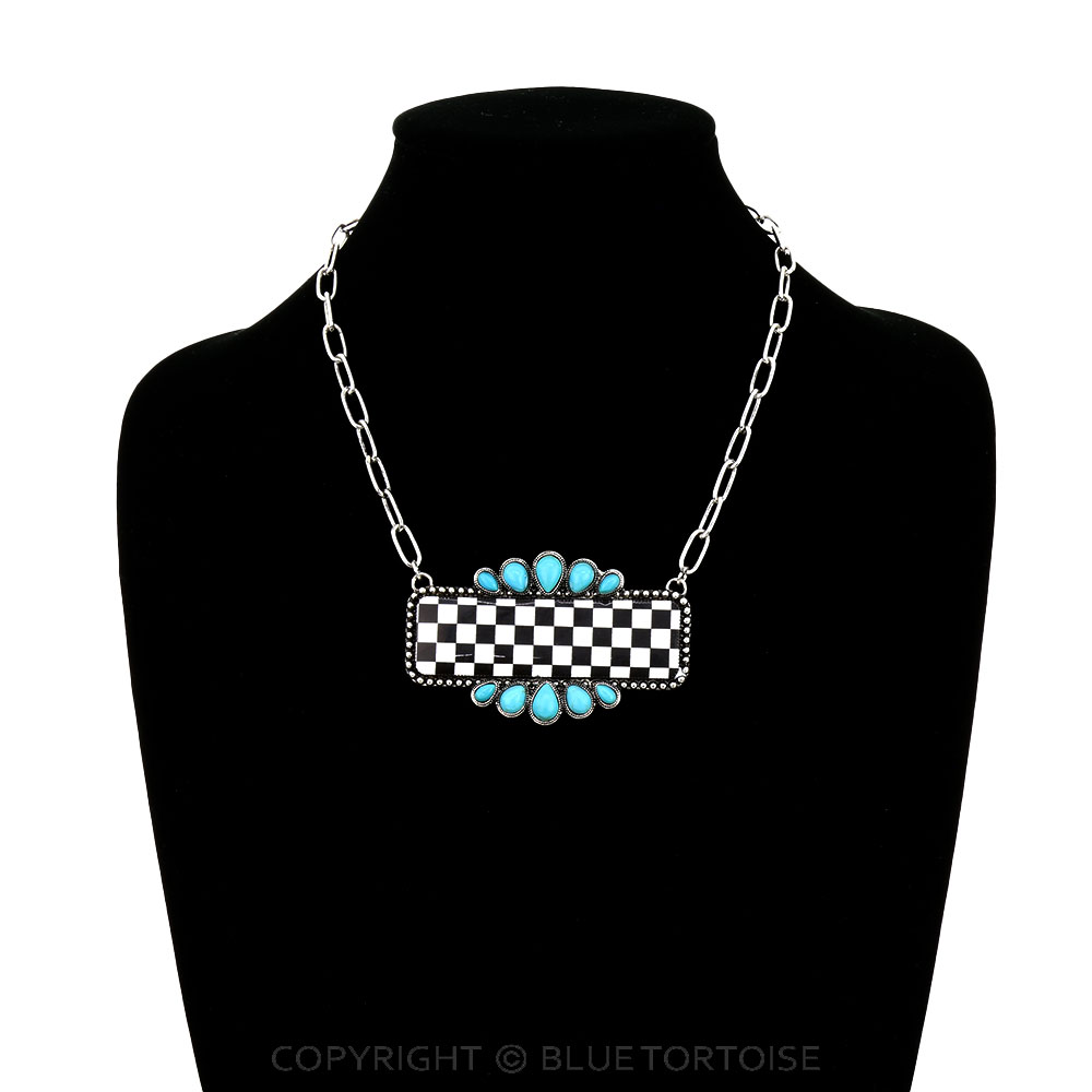 Checker Pattern Bar Necklace - Image 2