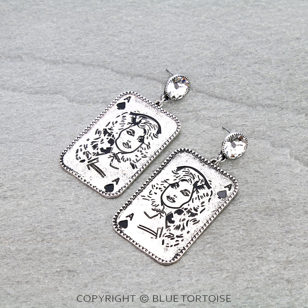 Card Theme Dolly Engraving Stud Earrings