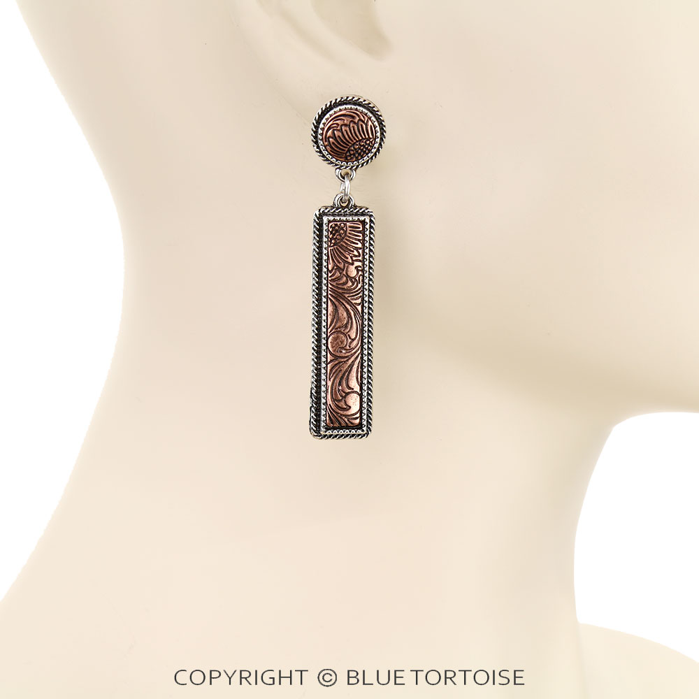 Western Bar Engraved Stud Earrings - Image 2