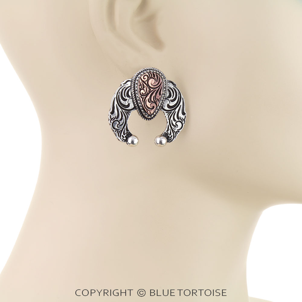 Western Squash Blossom Etched Stud Earrings - Image 2