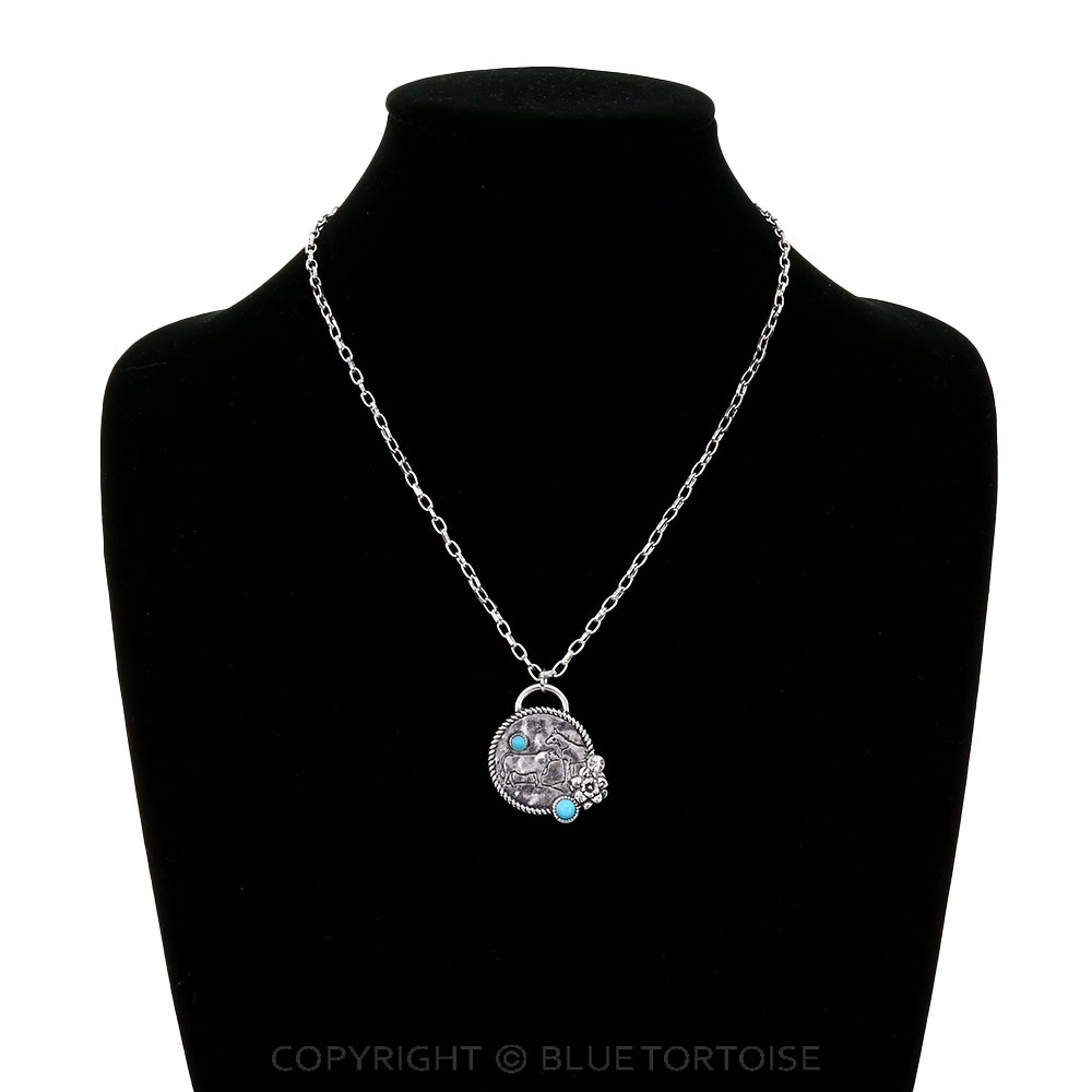 Western Scenery Engraving Necklace - Image 2