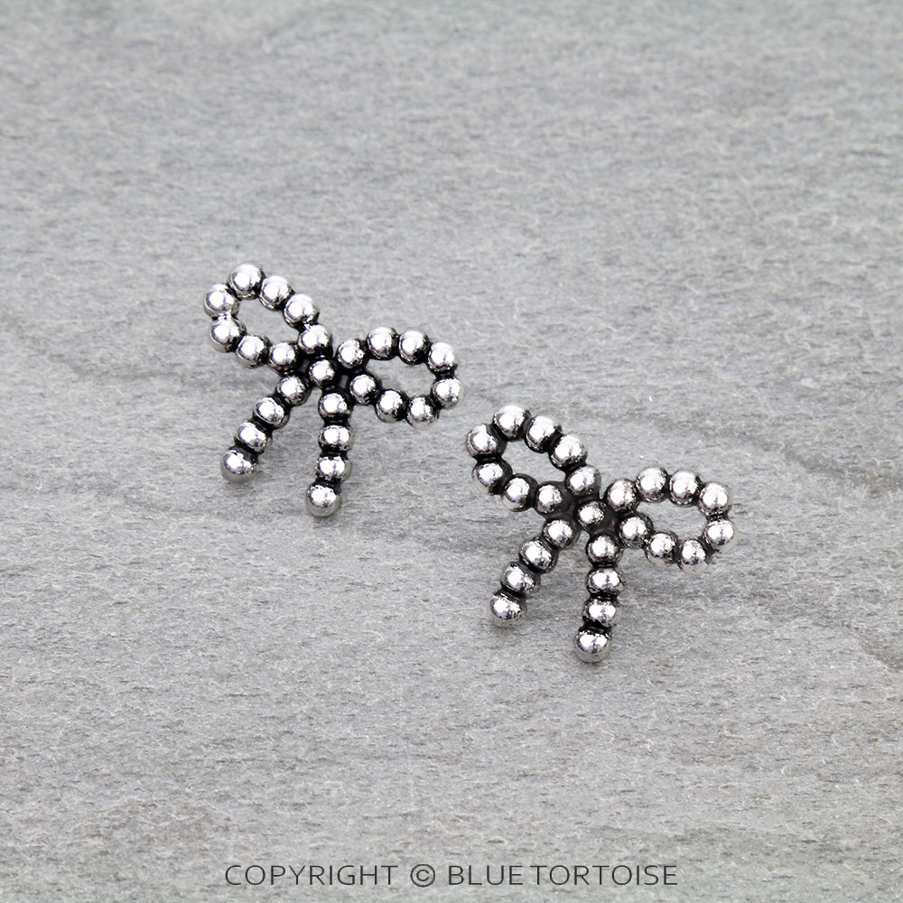 Western Ball TXR Bow Stud Earrings