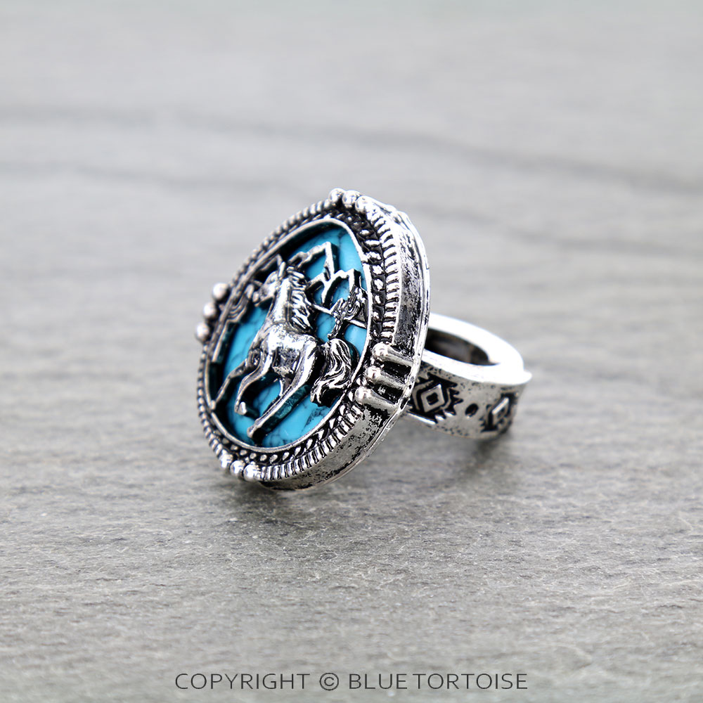 Western Horse Cutout Round Stretch Ring - Image 2