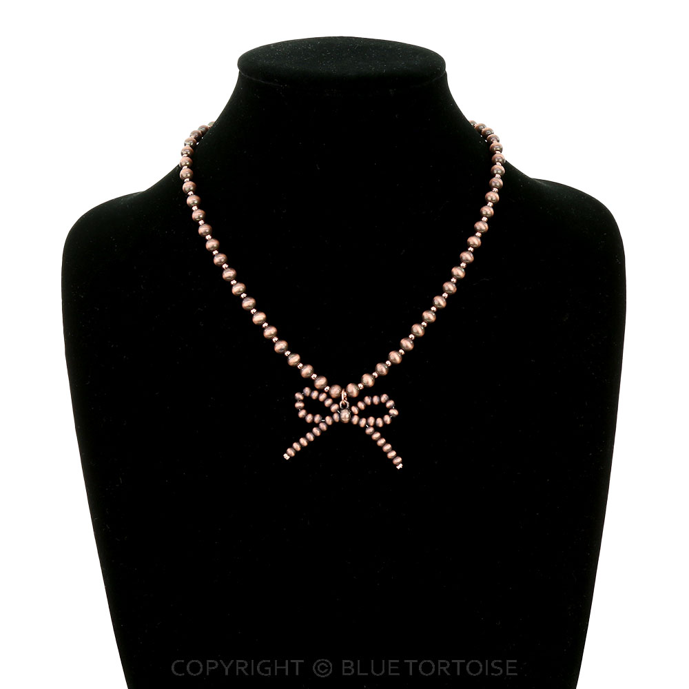 Navajo Style Pearl Bow Necklace - Image 2