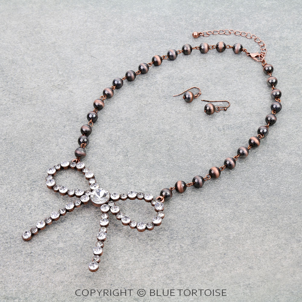 Navajo Style Pearl Bow Stone Necklace Set