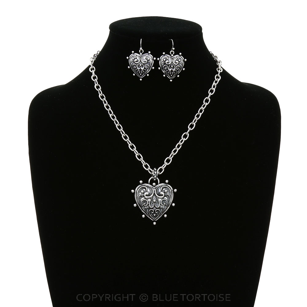 Western Ball TXR Filigree Heart Necklace Set - Image 2