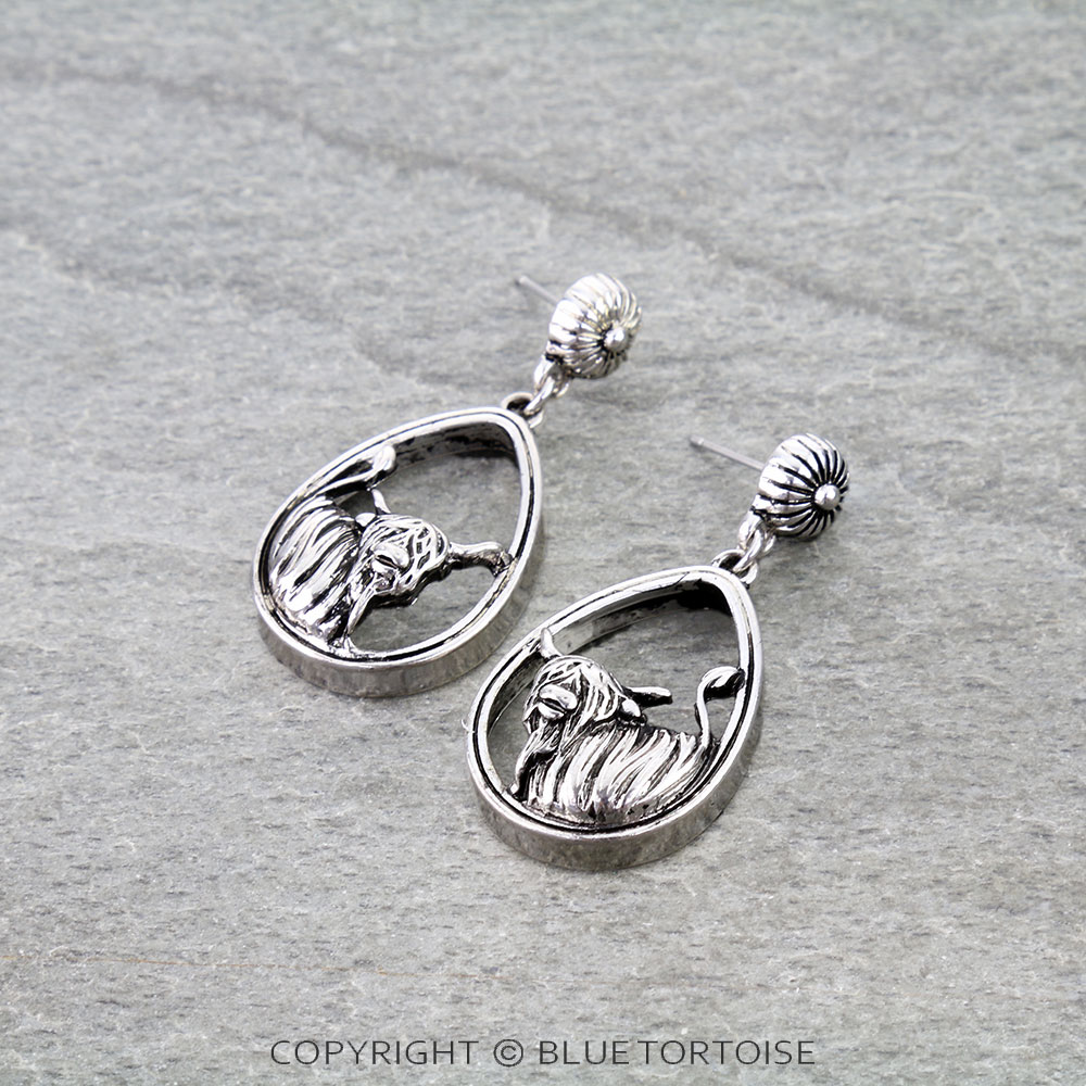 Western Highland Cow Cutout Teardrop Stud Earrings