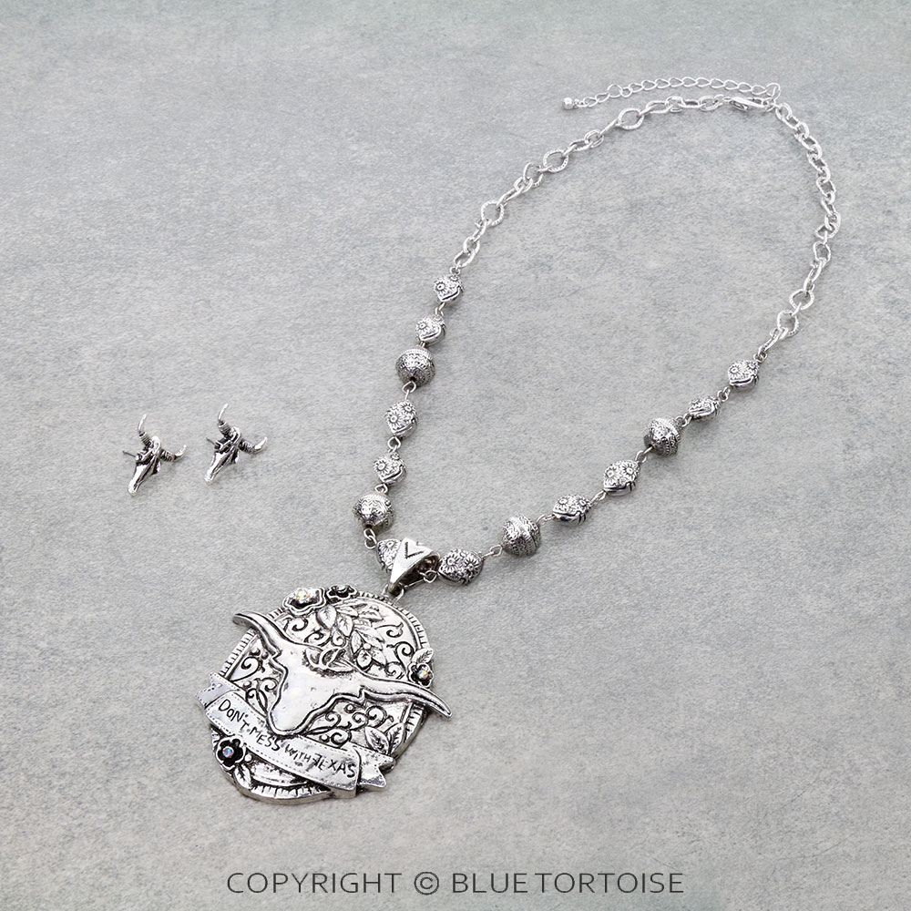 Western Steer Skull Pendant Necklace Set