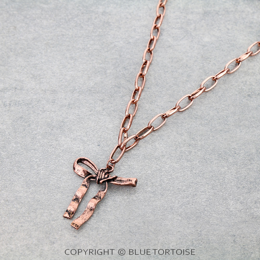 Western Bow Chain Necklace
