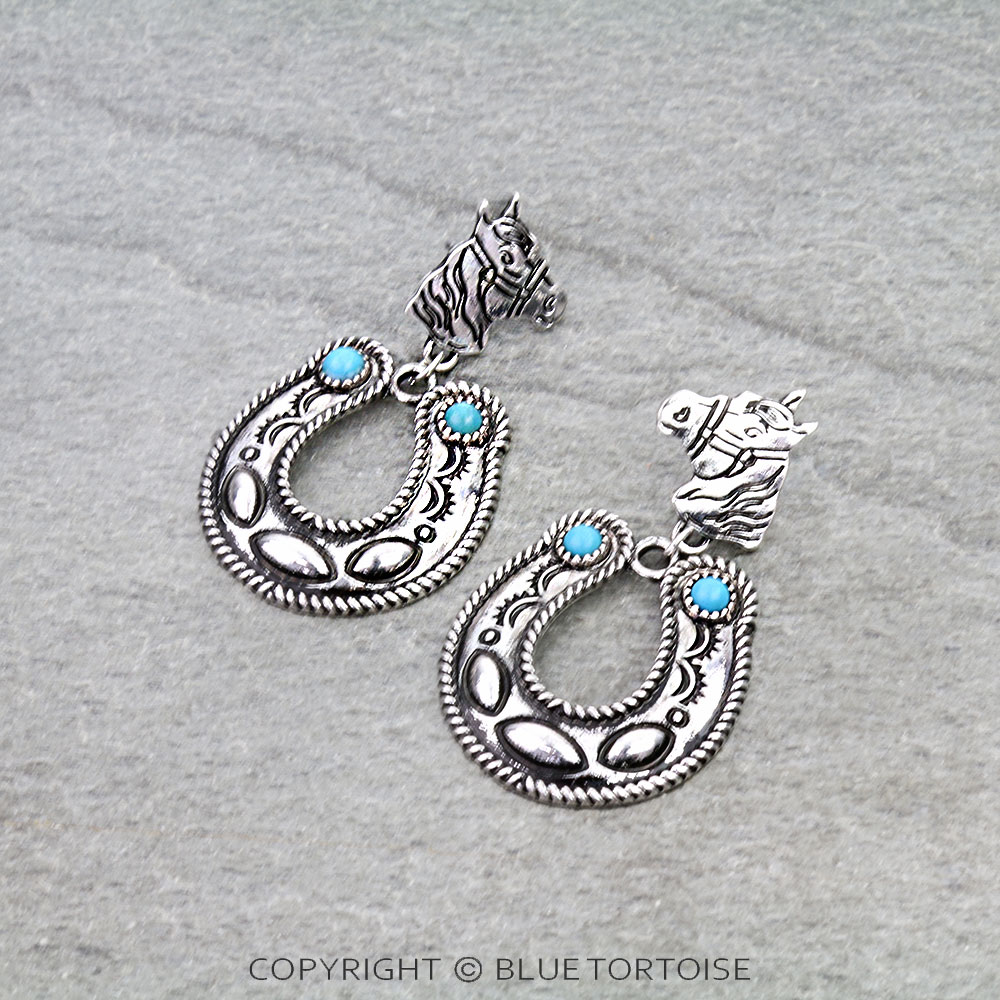Western Texture Horseshoe Stud Earrings