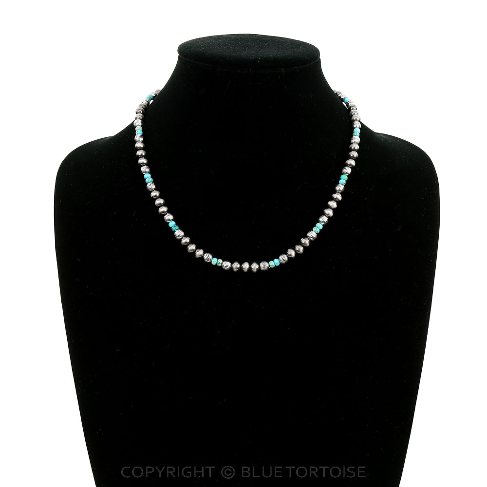 Navajo Style Pearl and Irregular Bead Necklace - Image 2