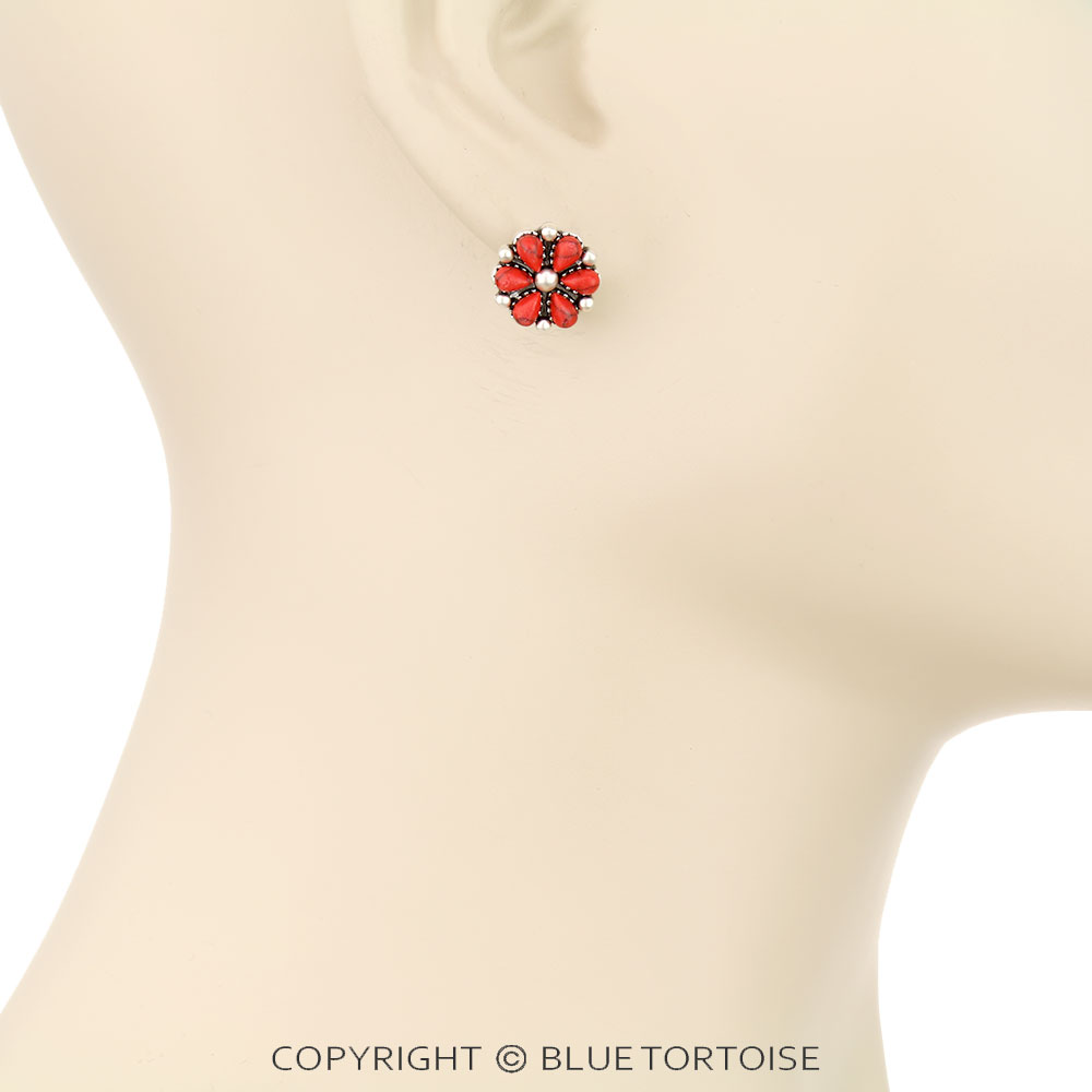 Superior Flower Stud Earrings - Image 2