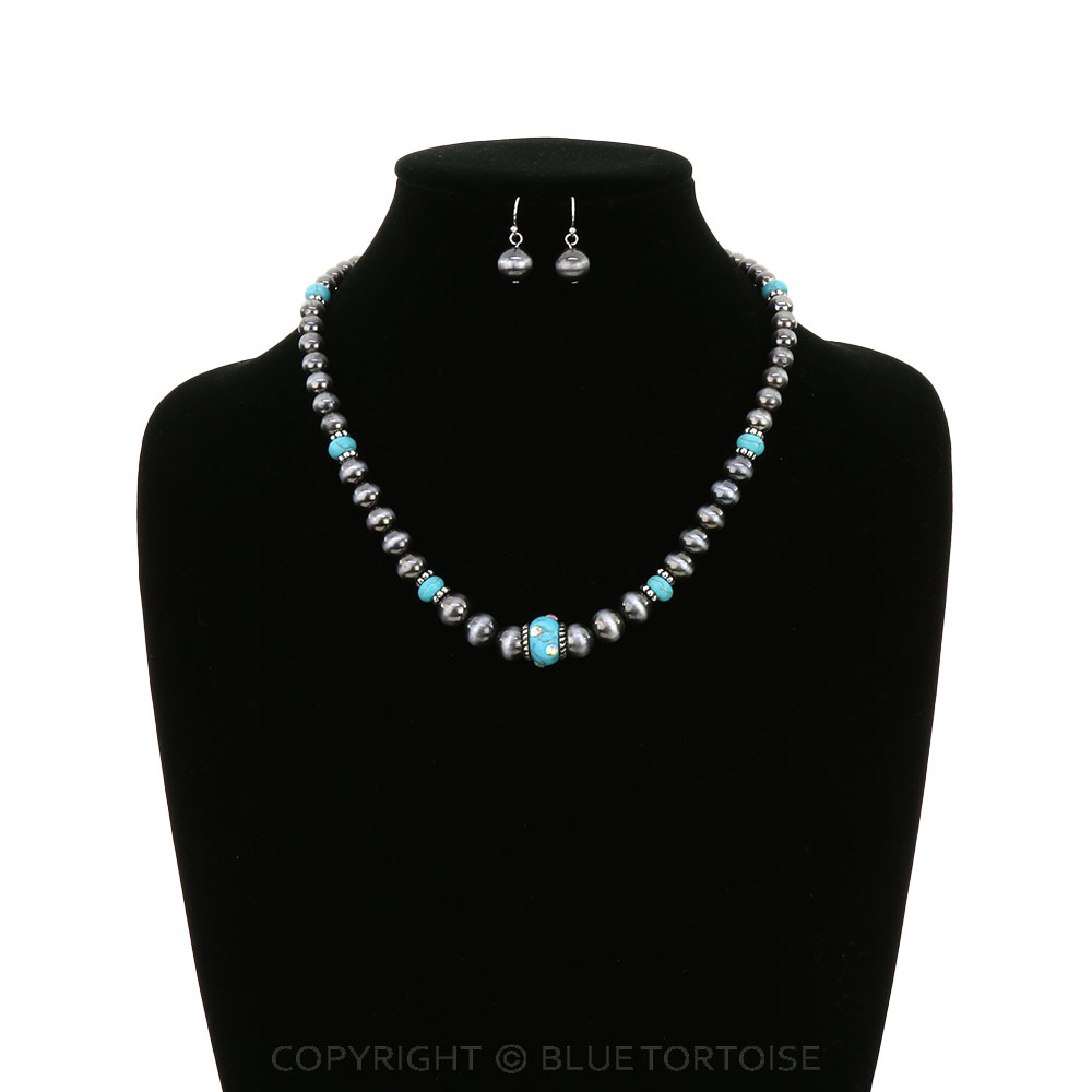 Navajo Style Pearl & Stone Necklace Set - Image 2
