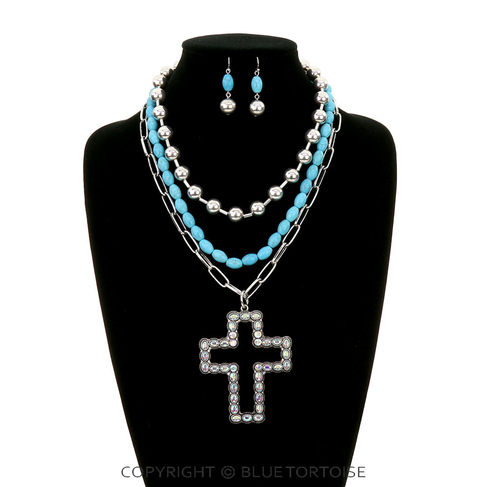 3 Layered Cross Pendant Necklace Set - Image 2